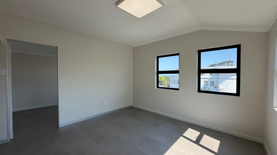 To Let Commercial Property for Rent in Somerset West Western Cape